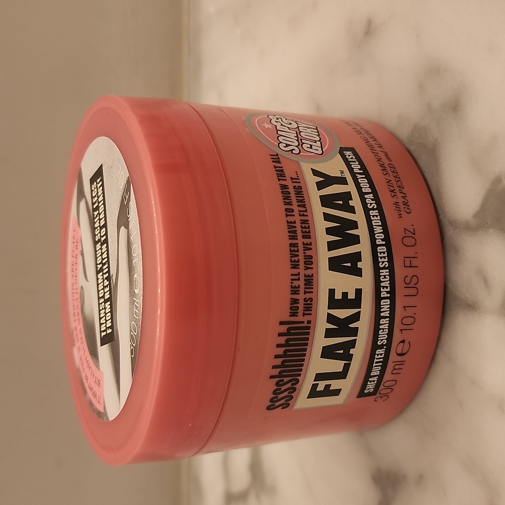Soap & Glory Flake Away Body Scrub